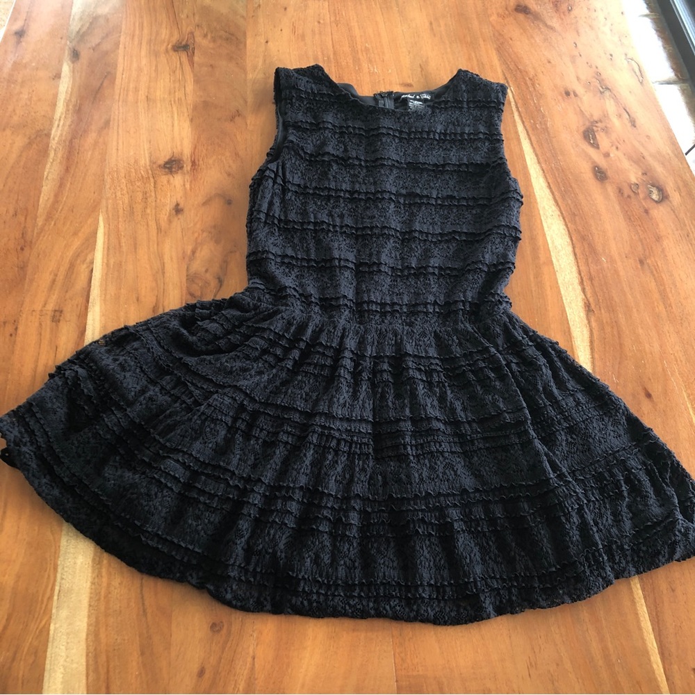 Rachael & Chloe Sleeveless Black‎ Lace Skater Dress Sz M - EUC
